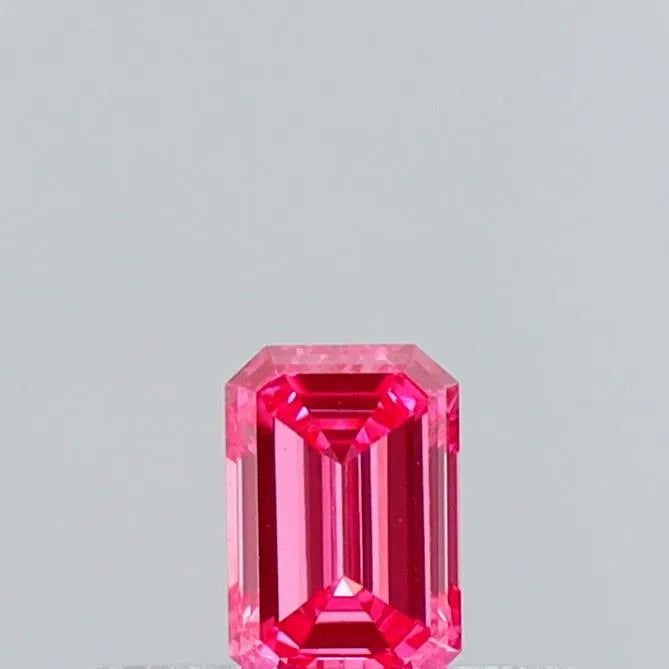 0.16ct Emerald Lab Grown Diamond (Colour Fancy Vivid Pink, Clarity VS1, IGI Certified)