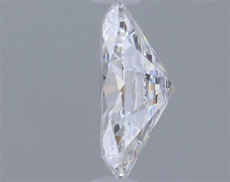 0.27ct Oval Lab Grown Diamond (Colour D, Clarity VVS2, IGI Certified)