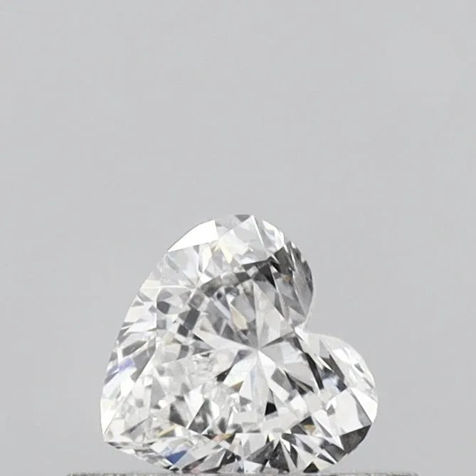 0.32ct Heart Lab Grown Diamond (Colour E, Clarity VVS2, IGI Certified)