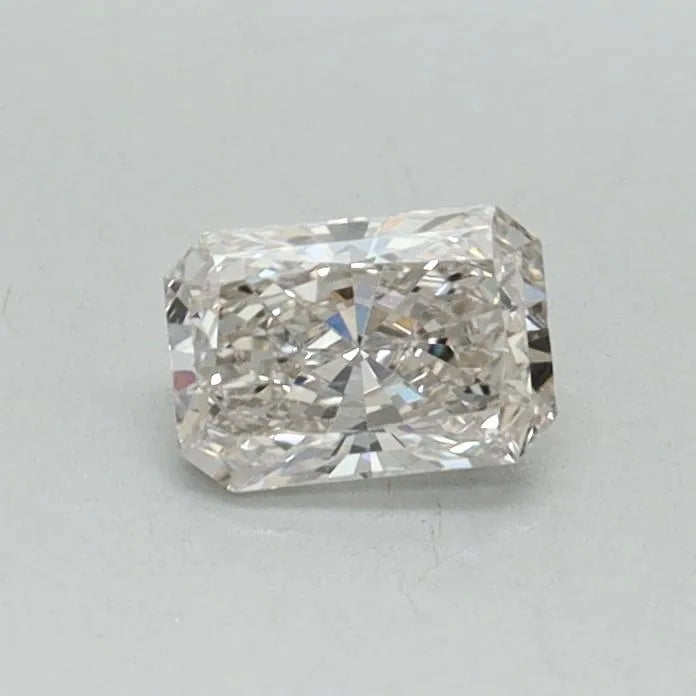 0.35ct Radiant Lab Grown Diamond (Colour G, Clarity VS1, IGI Certified)