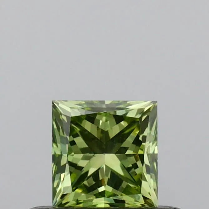 0.39ct Princess Lab Grown Diamond (Colour Fancy Vivid Green, Clarity VS1, IGI Certified)