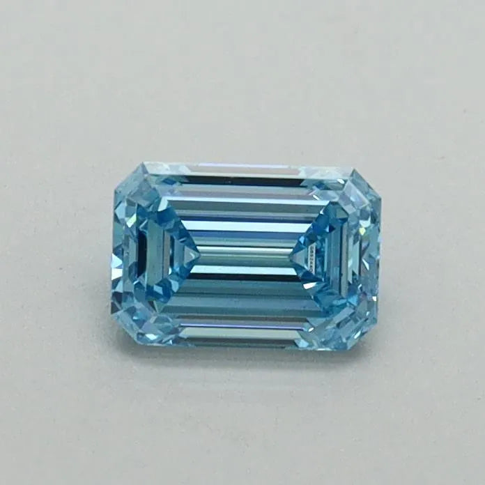 0.40ct Emerald Lab Grown Diamond (Colour Fancy Vivid Blue, Clarity VS2, IGI Certified)