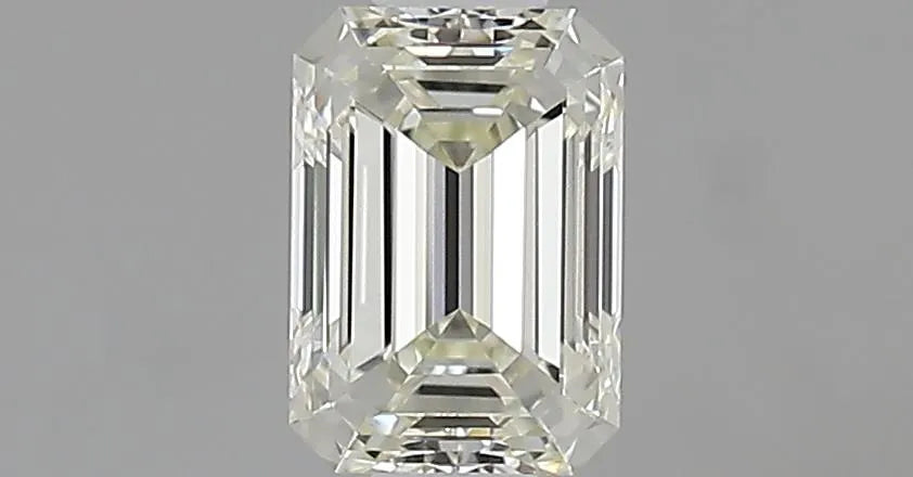 0.51ct Emerald Natural Diamond (Colour L, Clarity VVS1, GIA Certified)