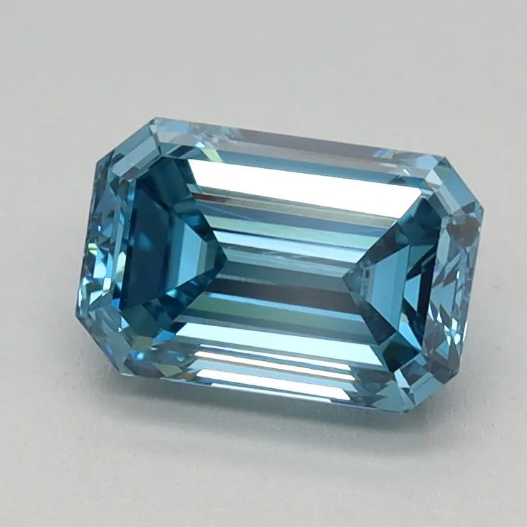 0.83ct Emerald Lab Grown Diamond (Colour Fancy Vivid Blue, Clarity VVS2, IGI Certified)