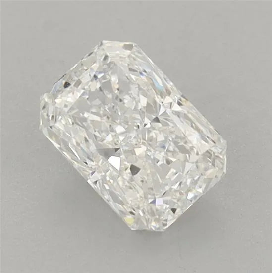 0.84ct Radiant Lab Grown Diamond (Colour E, Clarity VVS2, IGI Certified)