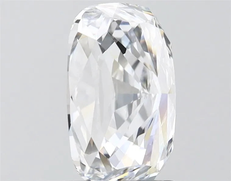 2.49ct Cushion modified Lab Grown Diamond (Colour F, Clarity VVS2, IGI Certified)