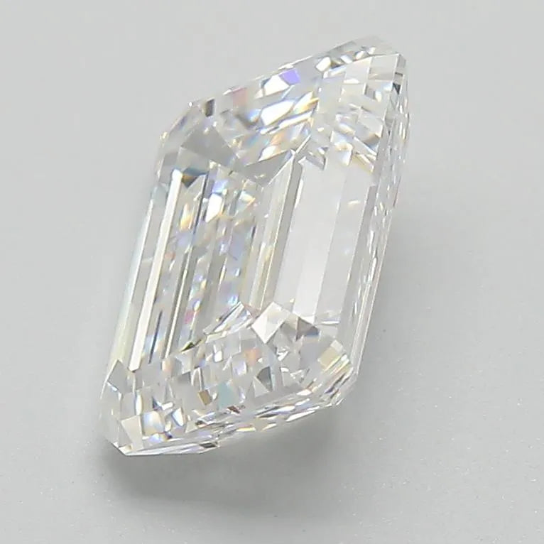 2.33ct Emerald Lab Grown Diamond (Colour D, Clarity VVS1, IGI Certified)