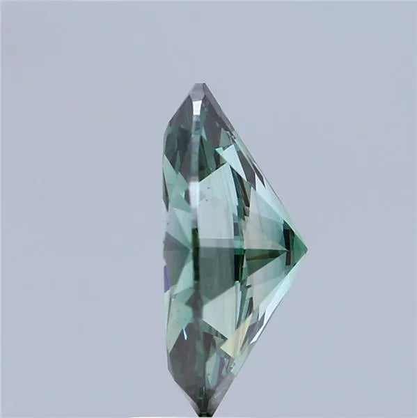 2.86ct Oval Lab Grown Diamond (Colour Fancy Vivid Green, Clarity VS2, IGI Certified)
