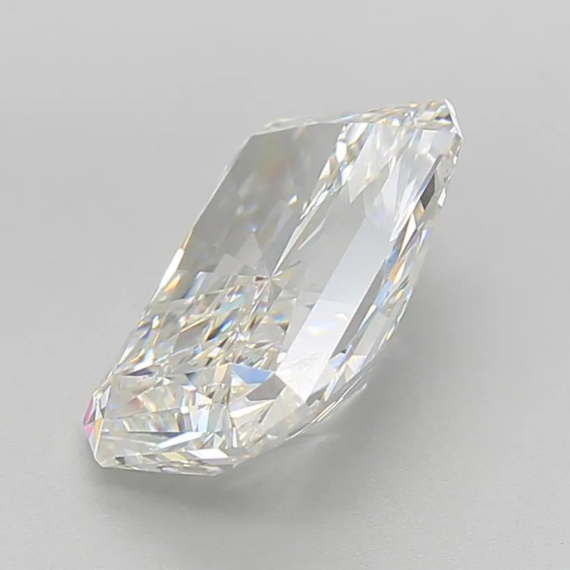 5.10ct Radiant Lab Grown Diamond (Colour F, Clarity VVS2, IGI Certified)