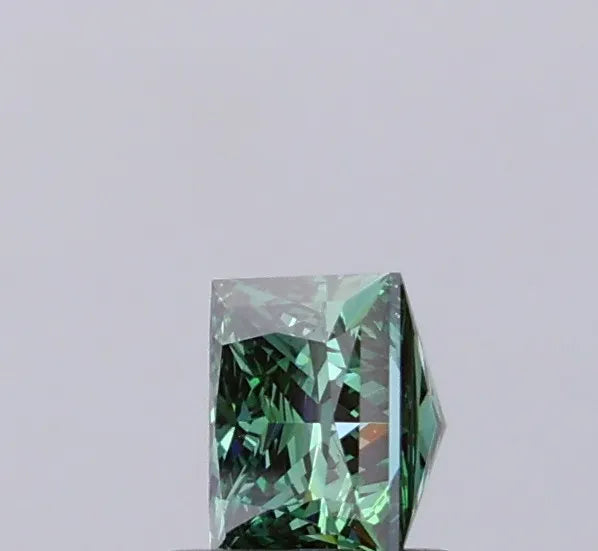 1.01ct Princess Lab Grown Diamond (Colour Fancy Vivid Green, Clarity VS1, IGI Certified)