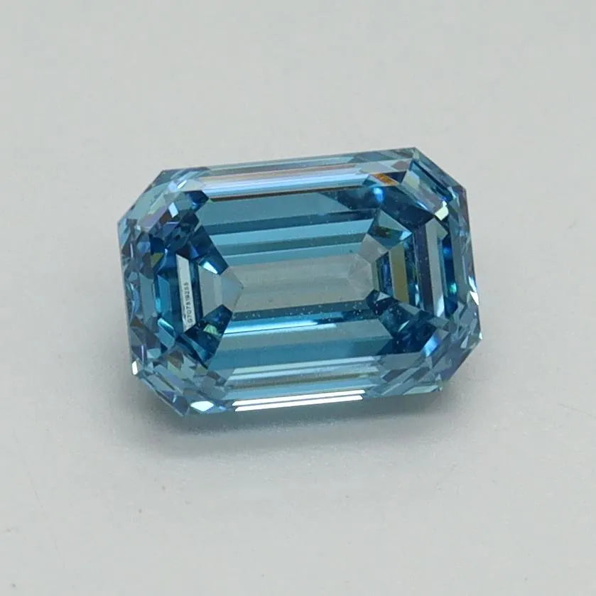 1.02ct Emerald Lab Grown Diamond (Colour Fancy Vivid Blue, Clarity VVS2, IGI Certified)