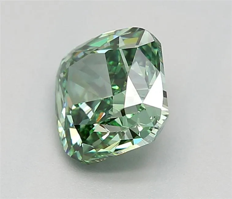 1.03ct Cushion modified Lab Grown Diamond (Colour Fancy Vivid Green, Clarity VVS2, IGI Certified)