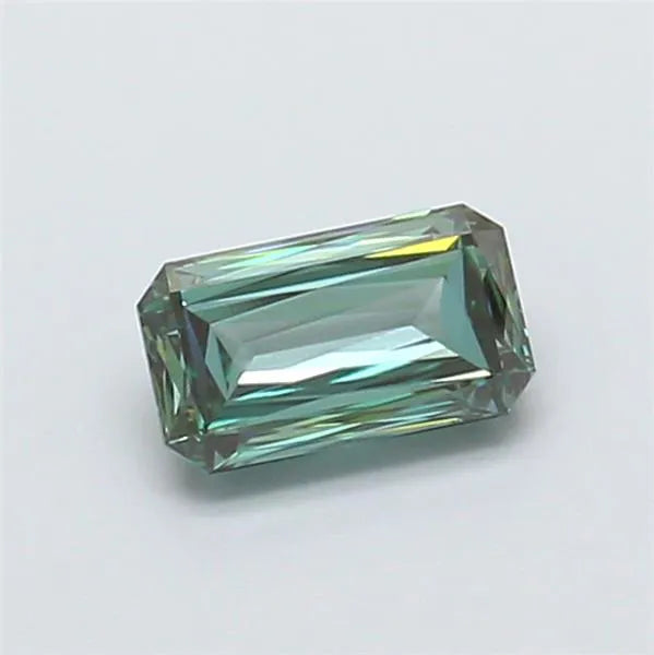 1.06ct Radiant Lab Grown Diamond (Colour Fancy Vivid Green, Clarity VVS2, IGI Certified)