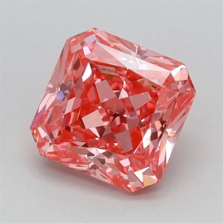 1.08ct Square radiant Lab Grown Diamond (Colour Fancy Vivid Pink, Clarity VVS2, IGI Certified)