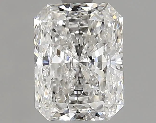 1.22ct Radiant Lab Grown Diamond (Colour F, Clarity VVS2, IGI Certified)
