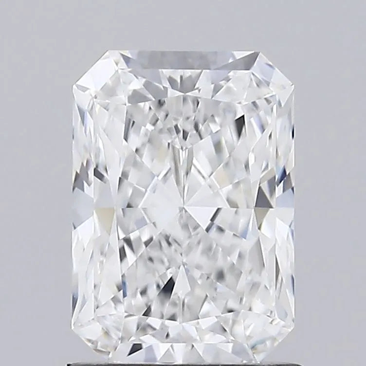 1.40ct Radiant Lab Grown Diamond (Colour E, Clarity VVS2, IGI Certified)