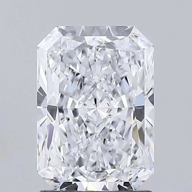 1.40ct Radiant Lab Grown Diamond (Colour E, Clarity VVS2, IGI Certified)