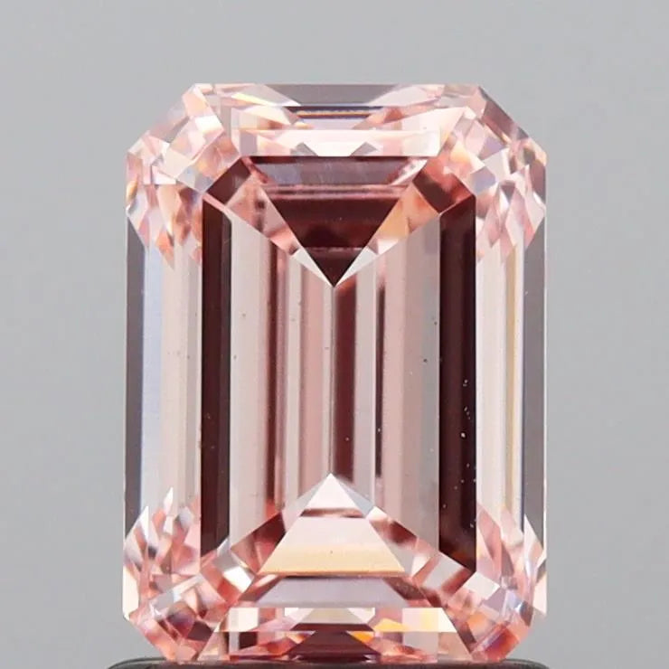 1.41ct Emerald Lab Grown Diamond (Colour Fancy Intense Pink, Clarity VS1, IGI Certified)
