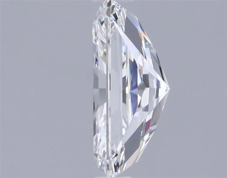 1.46ct Radiant Lab Grown Diamond (Colour E, Clarity VVS1, IGI Certified)