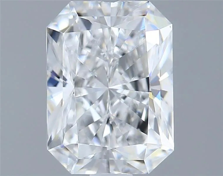 1.50ct Radiant Lab Grown Diamond (Colour D, Clarity VVS2, IGI Certified)