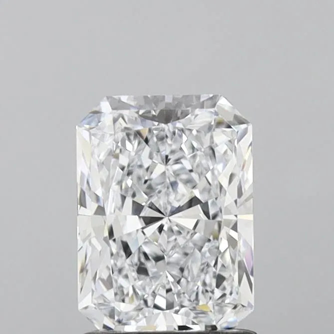 1.50ct Radiant Lab Grown Diamond (Colour E, Clarity VVS2, IGI Certified)