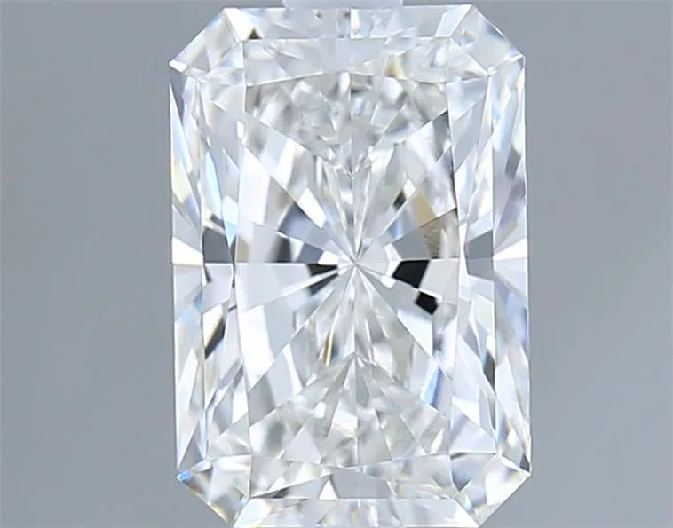 1.50ct Radiant Lab Grown Diamond (Colour E, Clarity VVS2, IGI Certified)