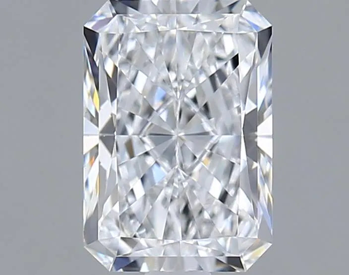 1.53ct Radiant Lab Grown Diamond (Colour E, Clarity VVS2, IGI Certified)