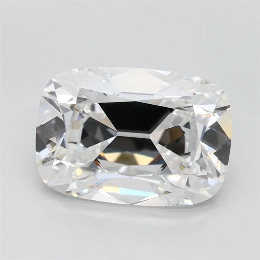1.55ct Cushion brilliant Lab Grown Diamond (Colour D, Clarity VVS2, IGI Certified)