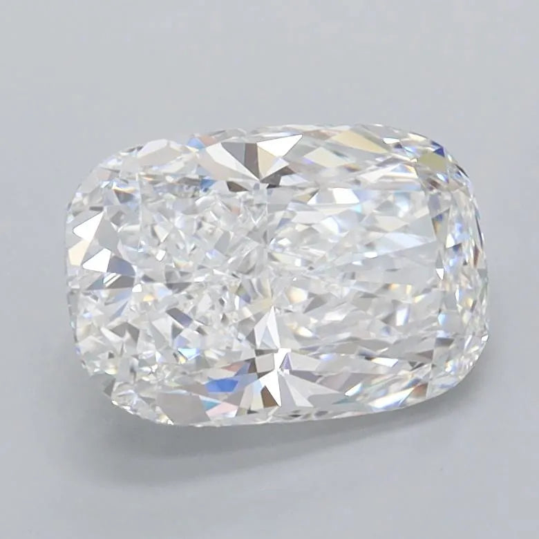 1.55ct Cushion modified Lab Grown Diamond (Colour D, Clarity VVS2, IGI Certified)