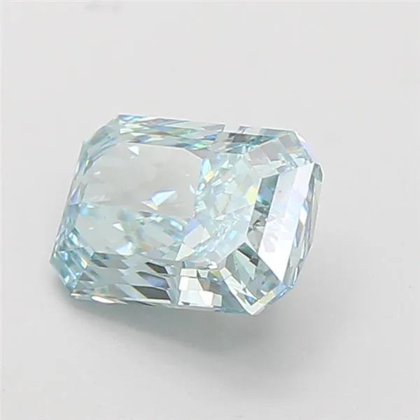 1.55ct Radiant Lab Grown Diamond (Colour Fancy Vivid Green, Clarity VS1, IGI Certified)