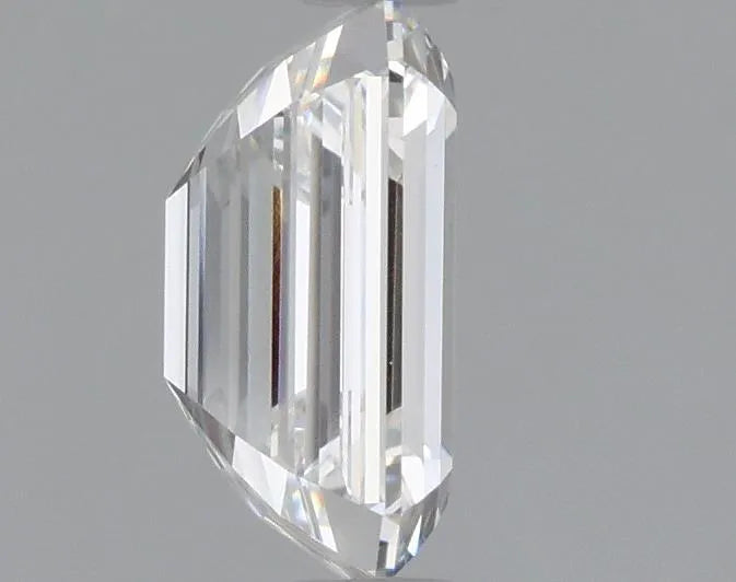 1.58ct Emerald Lab Grown Diamond (Colour E, Clarity VVS1, IGI Certified)