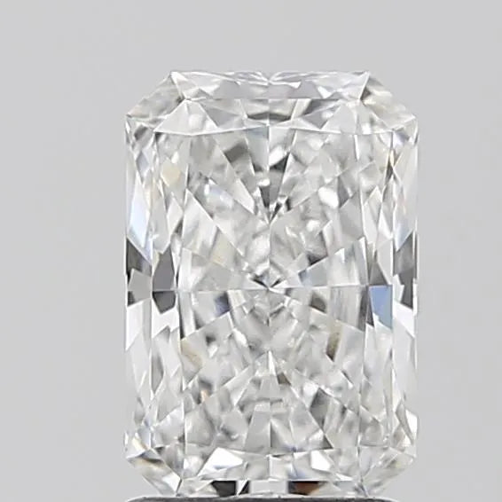 1.59ct Radiant Lab Grown Diamond (Colour E, Clarity VS1, IGI Certified)