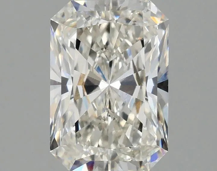1.71ct Radiant Lab Grown Diamond (Colour G, Clarity VVS2, IGI Certified)