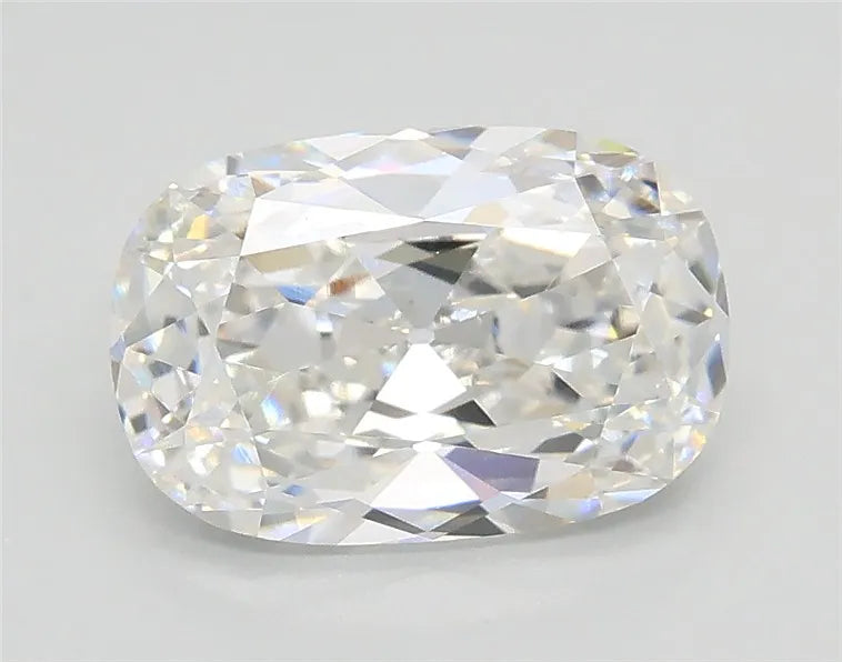 1.74ct Cushion modified Lab Grown Diamond (Colour E, Clarity VVS2, IGI Certified)