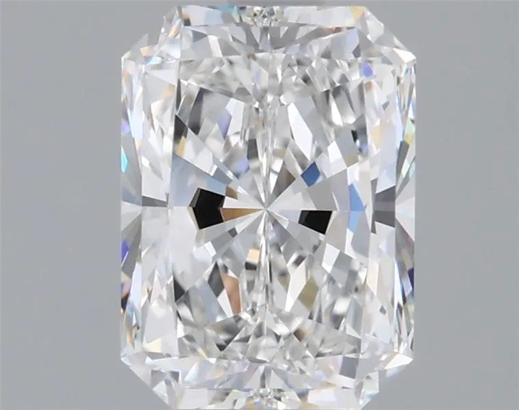 1.82ct Radiant Lab Grown Diamond (Colour E, Clarity VVS1, IGI Certified)