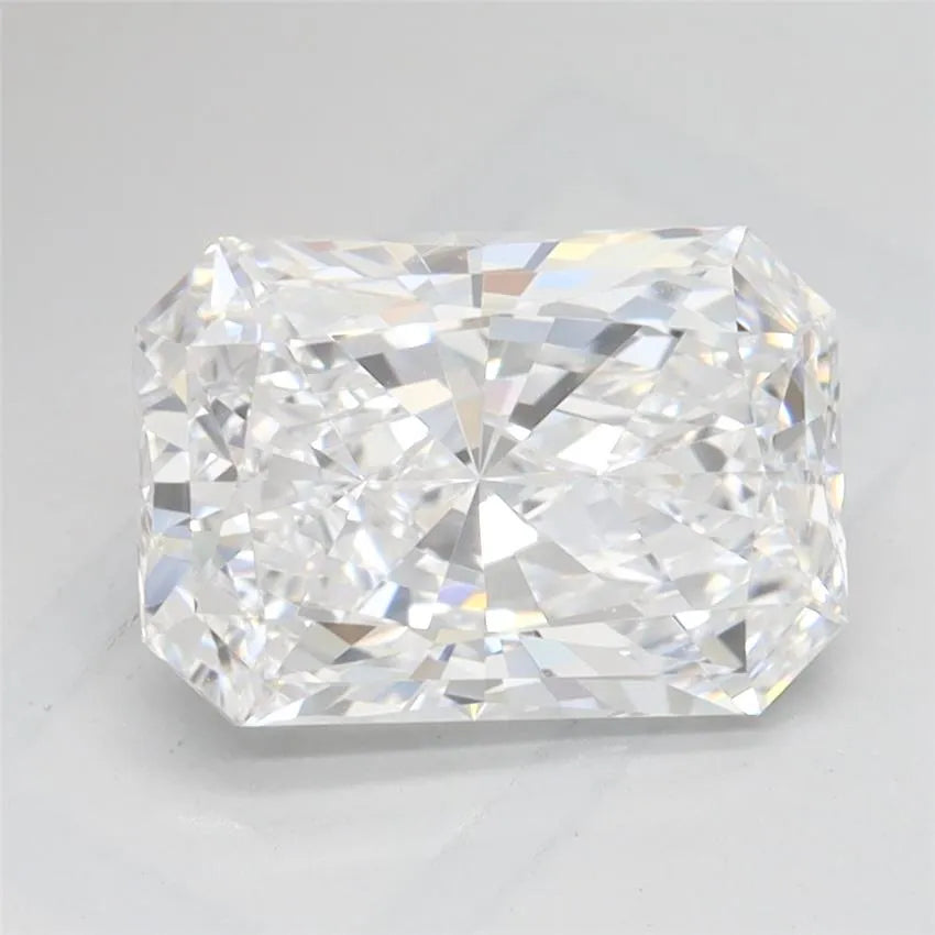 1.86ct Radiant Lab Grown Diamond (Colour D, Clarity VVS1, IGI Certified)
