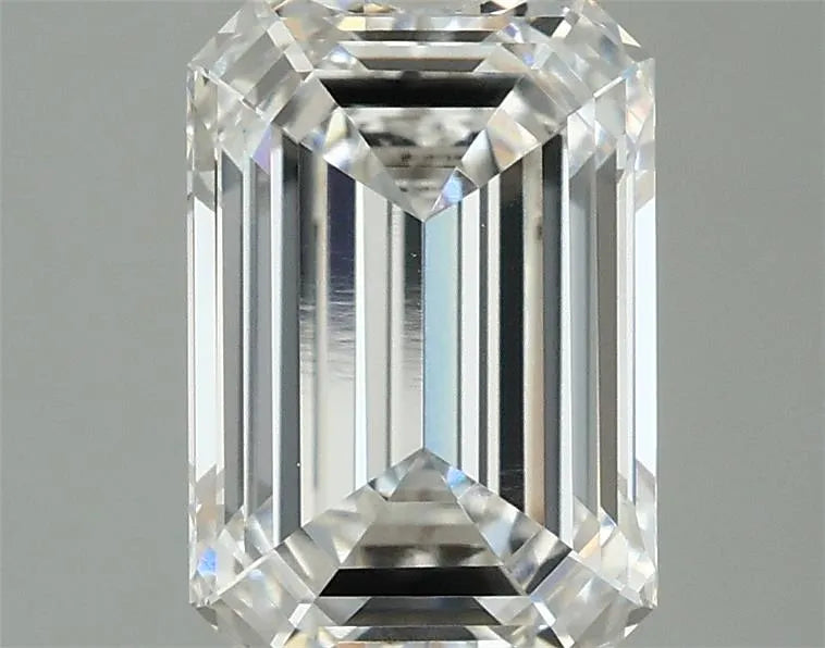 1.97ct Emerald Lab Grown Diamond (Colour G, Clarity VVS1, IGI Certified)