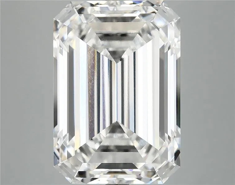 10.05ct Emerald Lab Grown Diamond (Colour E, Clarity VVS2, IGI Certified)