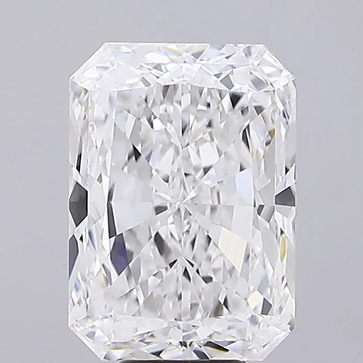 10.05ct Radiant Lab Grown Diamond (Colour E, Clarity VVS1, IGI Certified)
