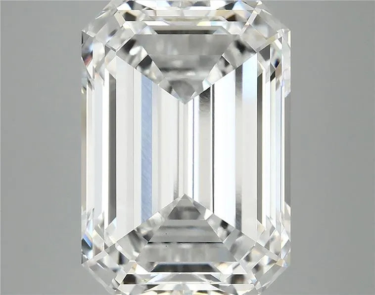 10.24ct Emerald Lab Grown Diamond (Colour E, Clarity VS1, IGI Certified)