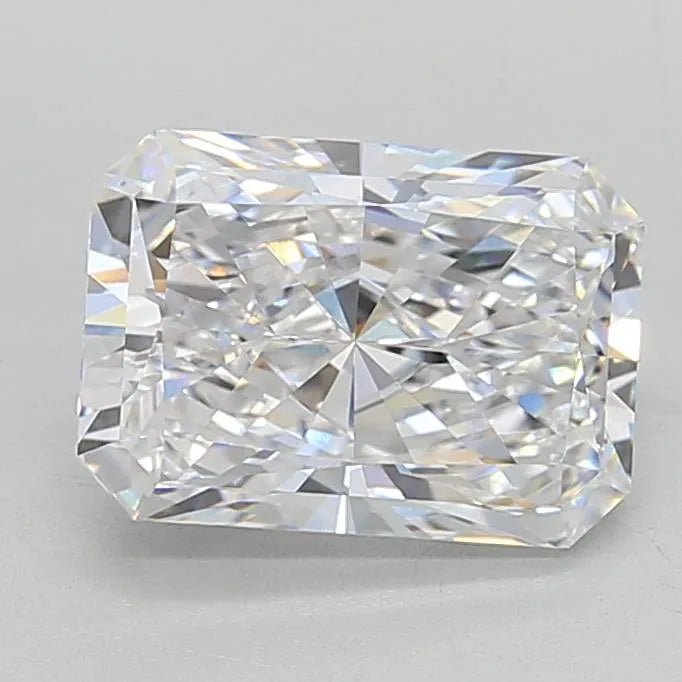 3.24ct Radiant Lab Grown Diamond (Colour D, Clarity VVS2, GIA Certified)