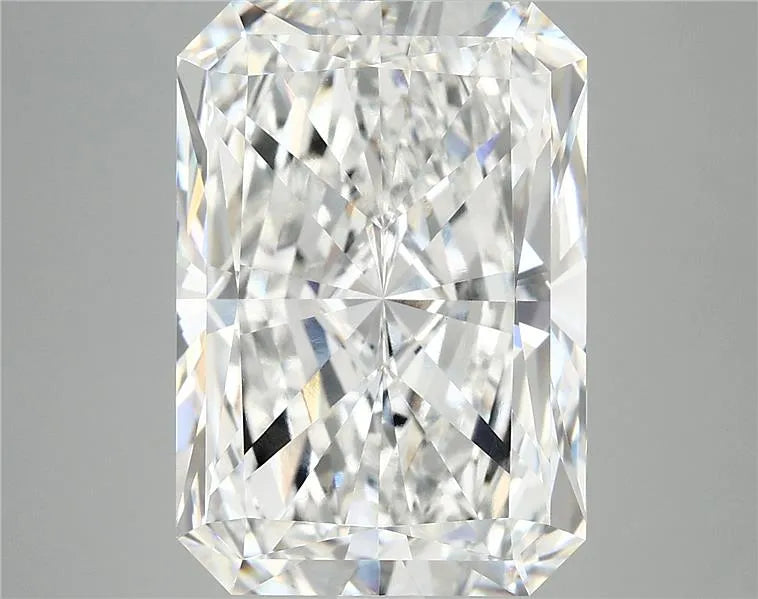 10.00ct Radiant Lab Grown Diamond (Colour F, Clarity VVS2, IGI Certified)