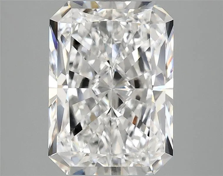 3.00ct Radiant Lab Grown Diamond (Colour E, Clarity VVS2, IGI Certified)