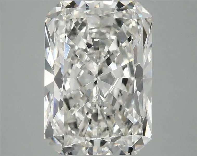 4.01ct Radiant Lab Grown Diamond (Colour G, Clarity VS2, IGI Certified)