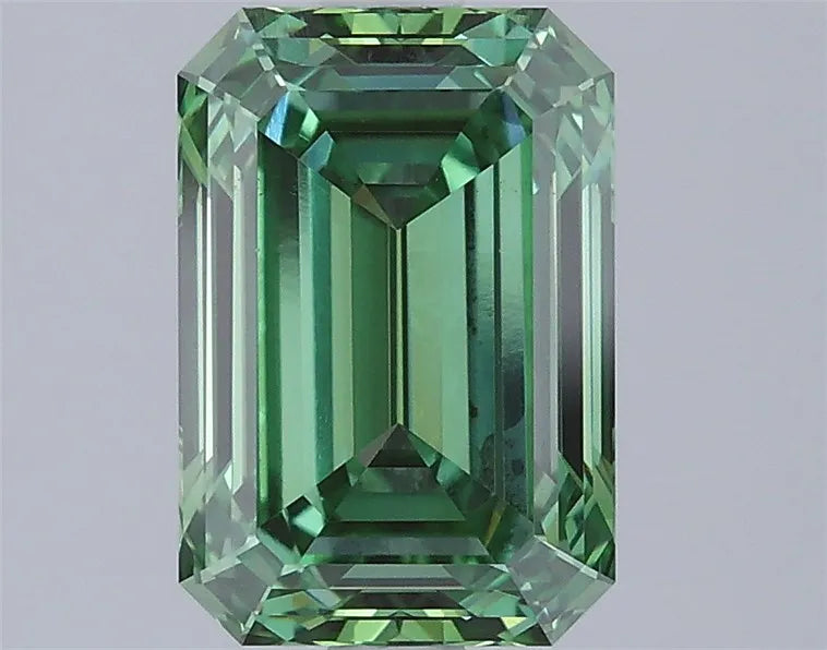 2.42ct Emerald Lab Grown Diamond (Colour Fancy Vivid Green, Clarity VS1, IGI Certified)