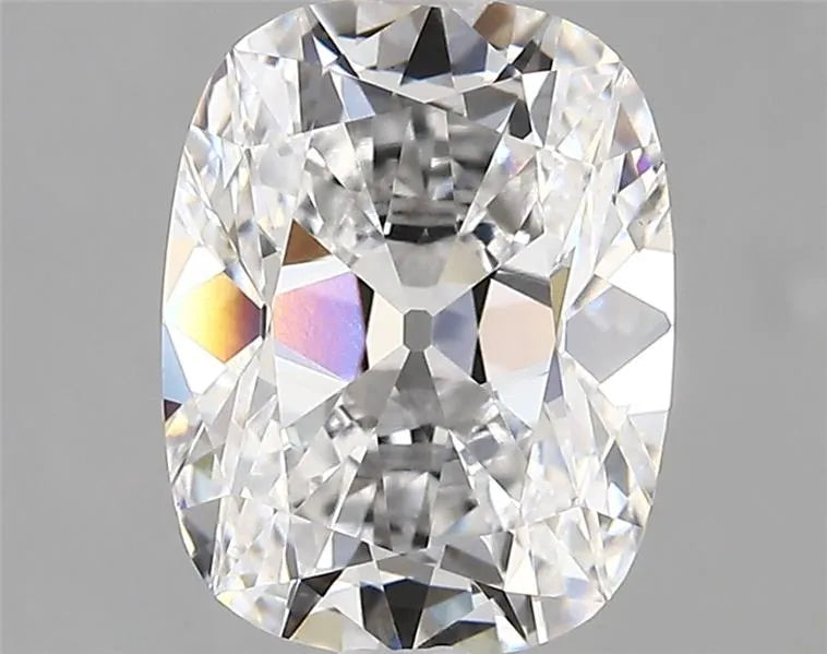 2.85ct Cushion modified Lab Grown Diamond (Colour D, Clarity VVS2, IGI Certified)