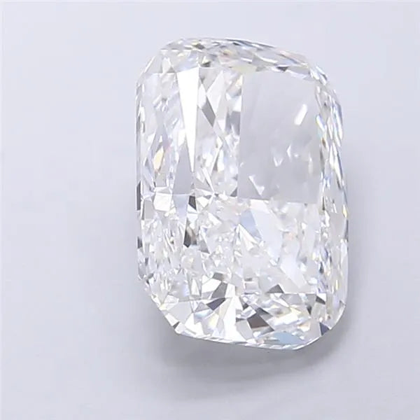 5.52ct Cushion modified Lab Grown Diamond (Colour E, Clarity VVS2, IGI Certified)