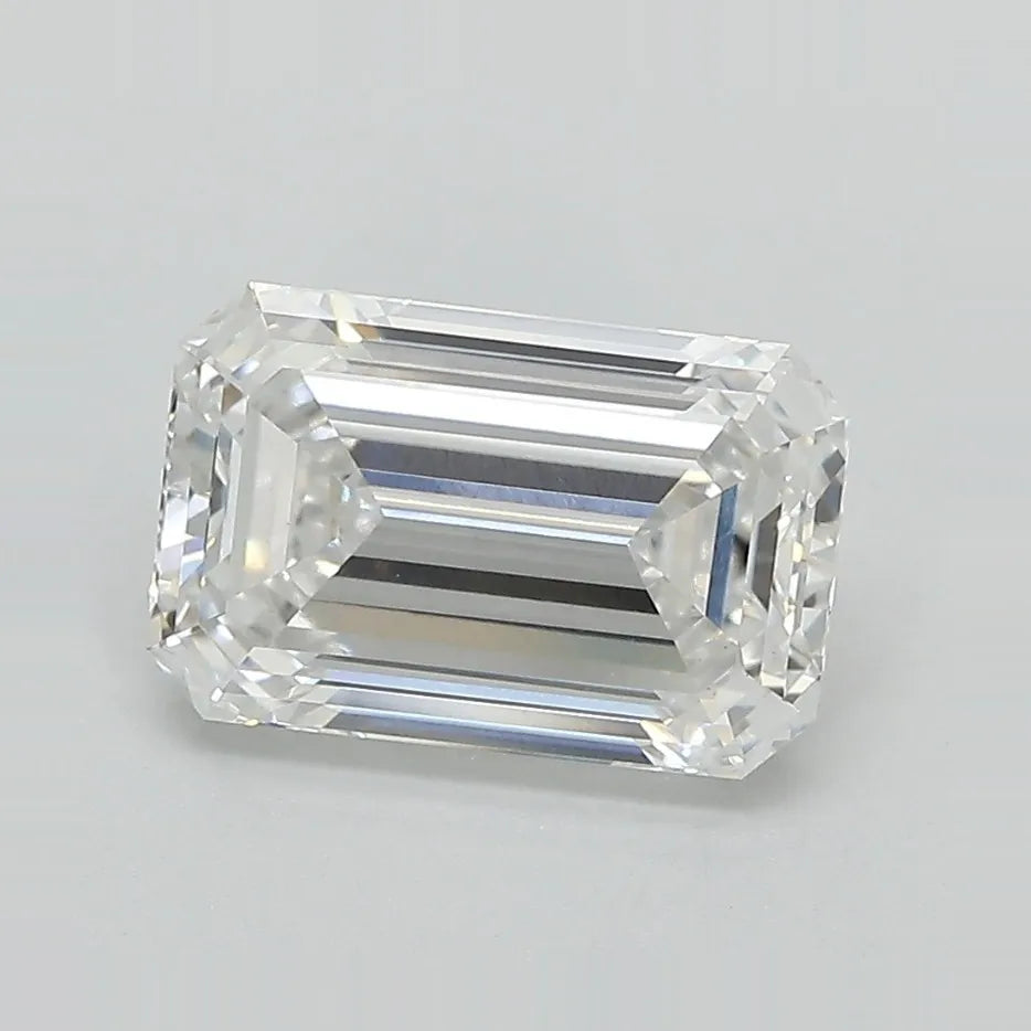 2.95ct Emerald Lab Grown Diamond (Colour E, Clarity VVS2, IGI Certified)