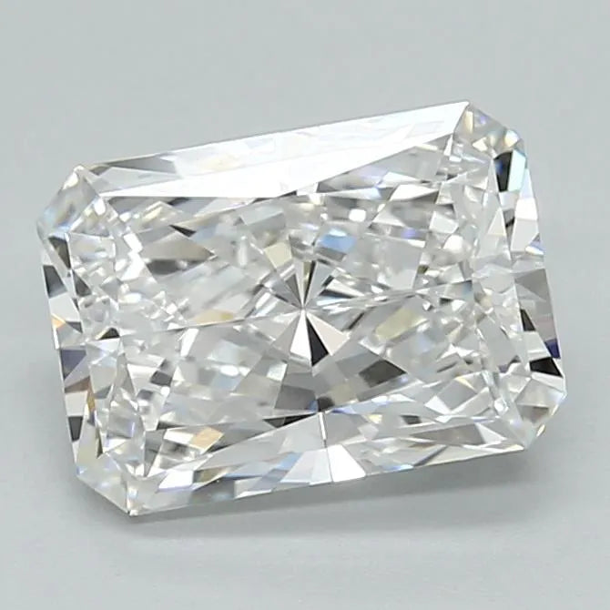 2.10ct Radiant Lab Grown Diamond (Colour E, Clarity VVS1, Cut EX, IGI Certified)