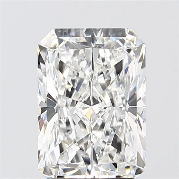3.00ct Radiant Lab Grown Diamond (Colour E, Clarity VVS2, IGI Certified)